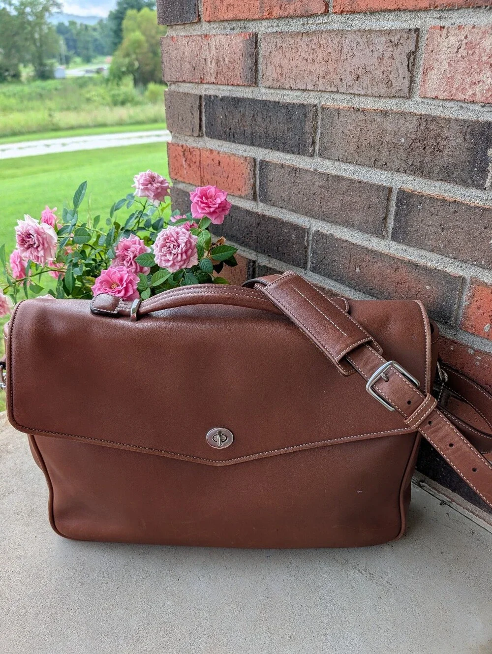 🤎 Vintage Coach Wellington #F06457 Genuine Smooth Leather Adjustable Messenger